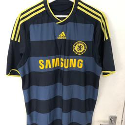 * Chelsea Away Kit (2010/11) 
* Size L 
* Pristine Condition (9/10) 
* Call/Text 07453888671 
* No silly offers/ Time wasters pls 
* Pet & Smoke free house
* Check out my other items