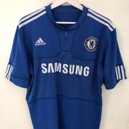 * Chelsea Home kit (2011/2012) 
* Size L 
* Great Condition (9/10) 
* Call/Text 07453888671
* No silly offers/Time wasters pls 
* Pet & Smoke free house 
* Check out my other items