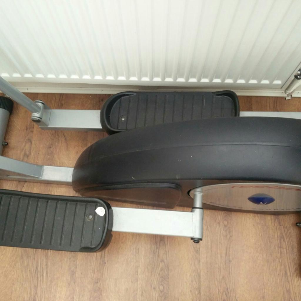 Reebok RE2000 elliptical trainer. in London for £45.00 for sale | Shpock