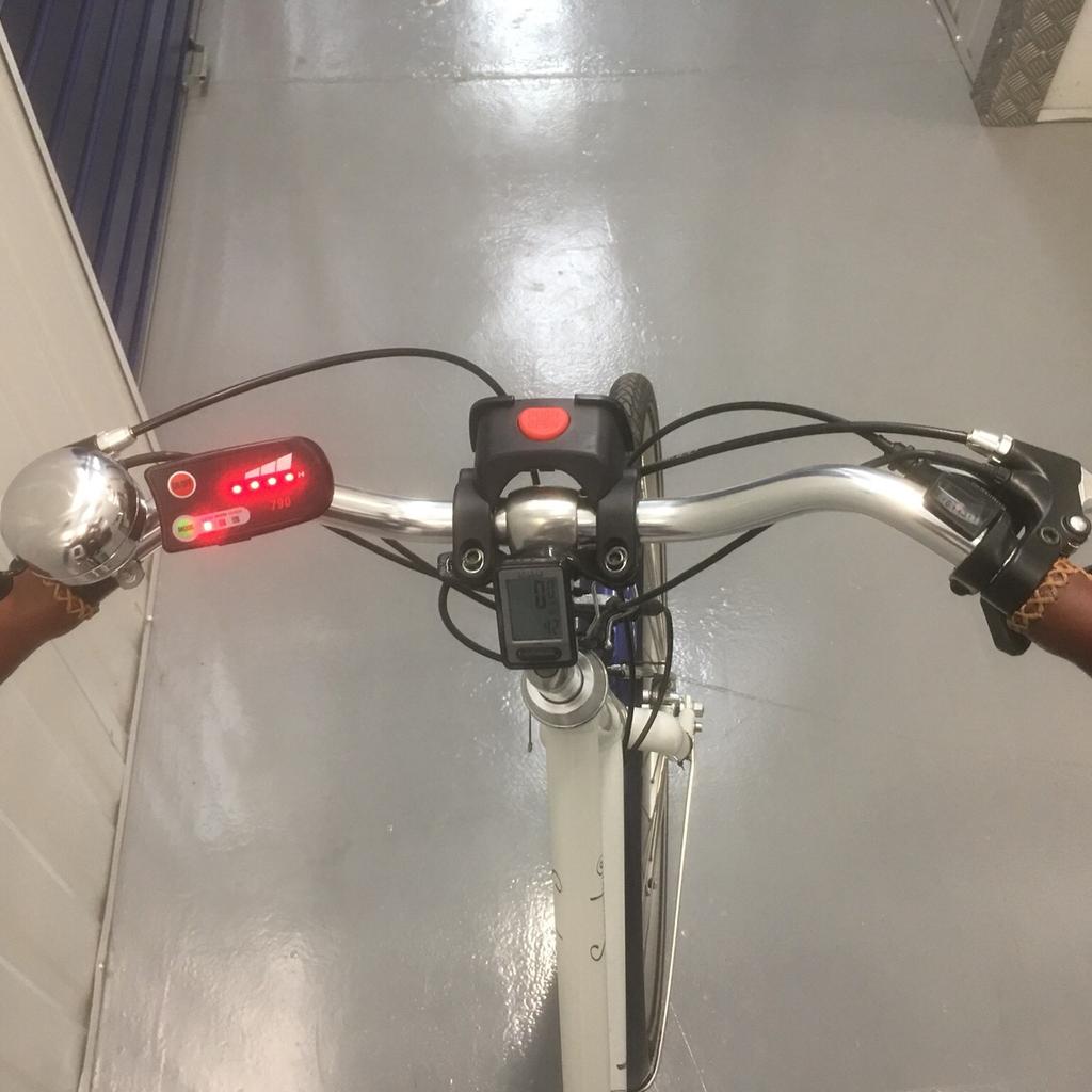 Pendleton Somerby Electric bike + Accessories in M27 Salford für 750,00