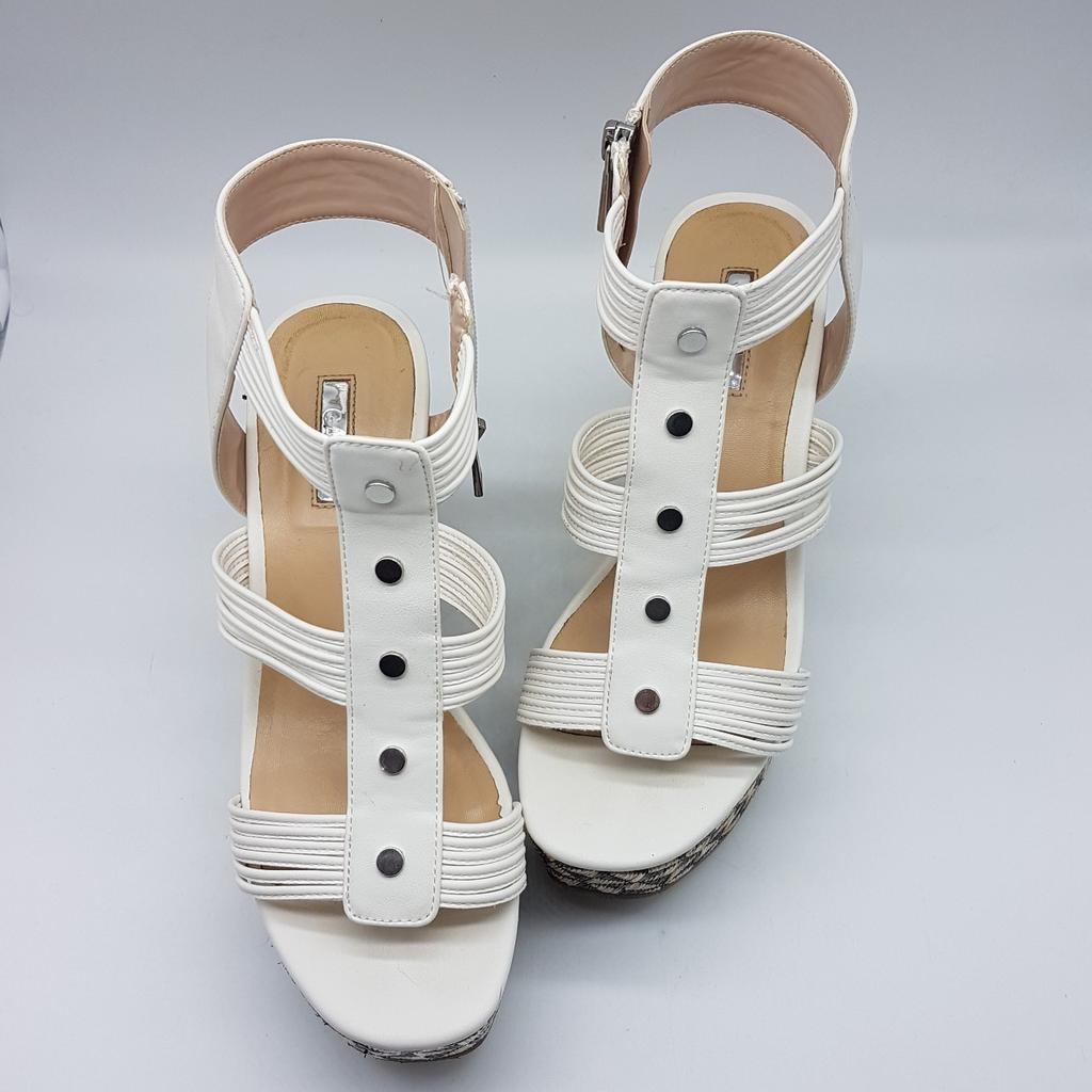 Sandali gaudi shop 2019