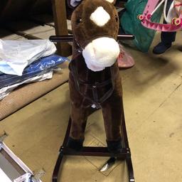 Great condition horse rocker

Been wrapped up only taken out of protective wrapper for taking photos