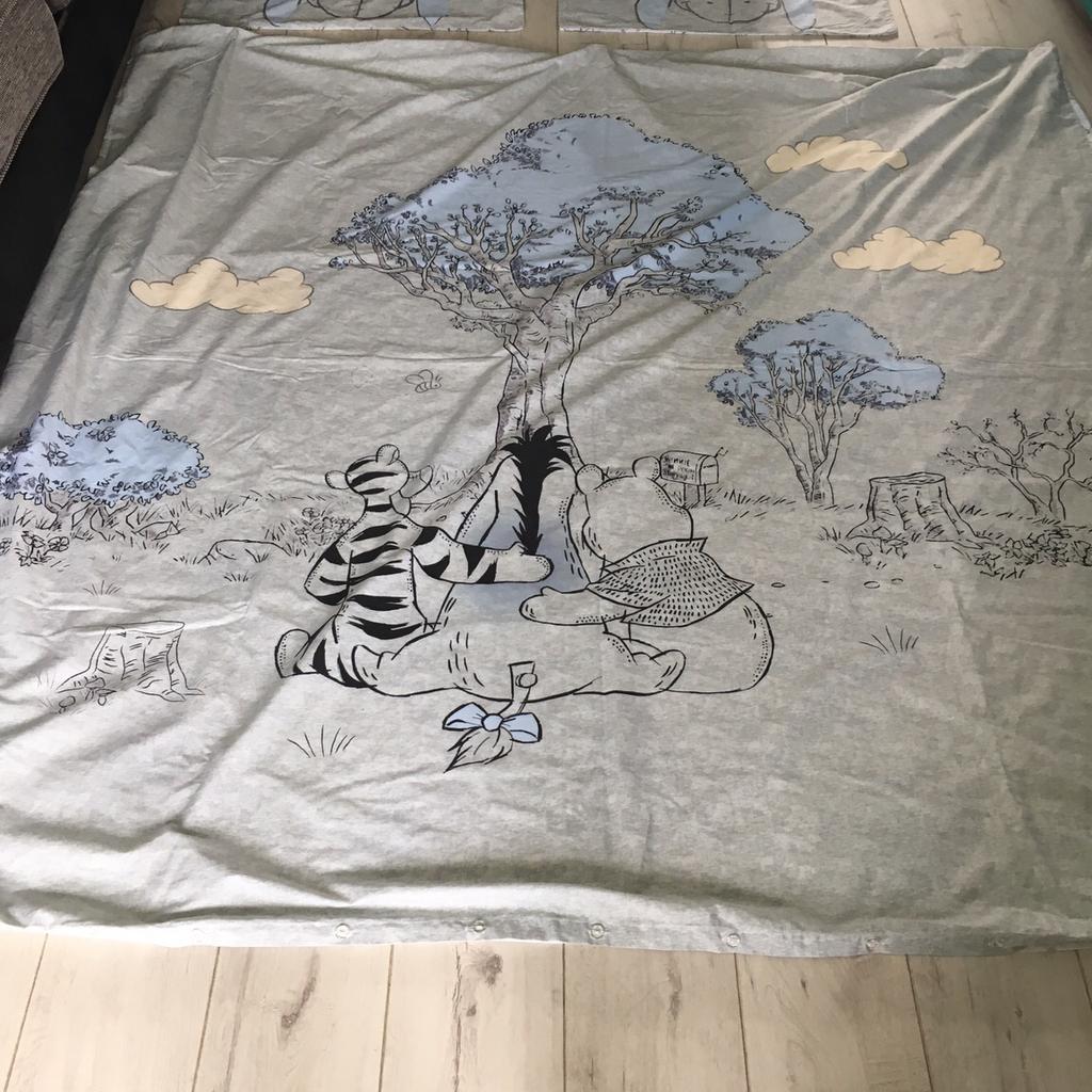 Eeyore & friends reversible double duvet set in CF31 Brackla for £10.00