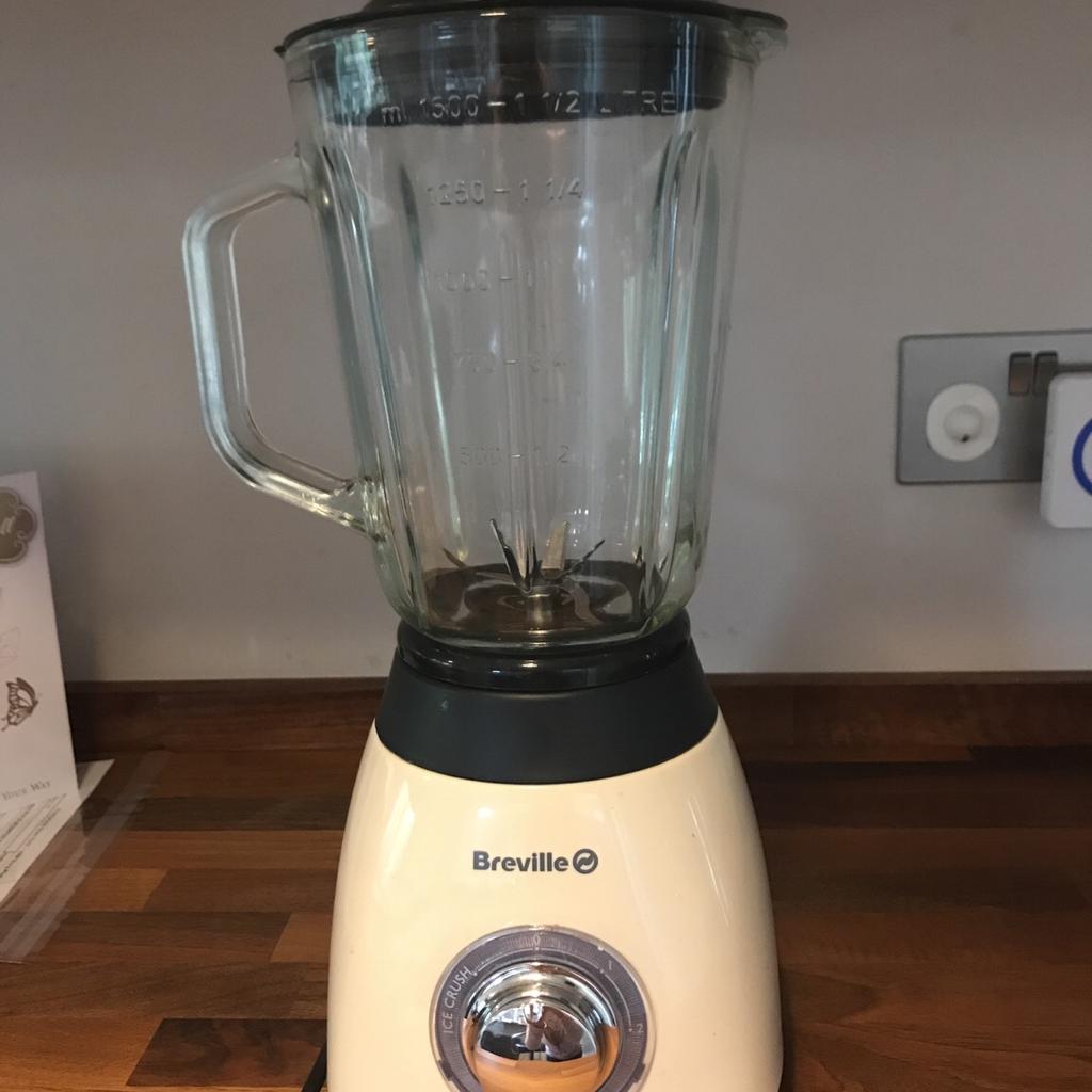Breville 1.5l Blender in cream in B90 Solihull for £10.00 for sale Shpock