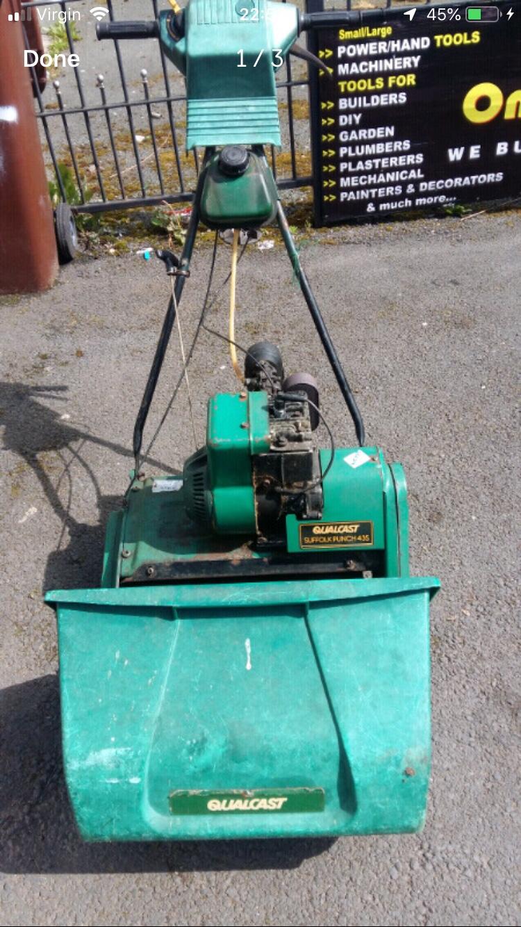 Qualcast classic suffolk punch 43s lawn mower in M14 Manchester für 100