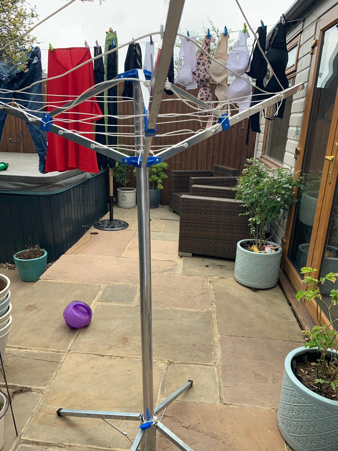 Camping Rotary Airer Clothes Line in Epping Forest für 10,00 £ zum Verkauf Shpock DE