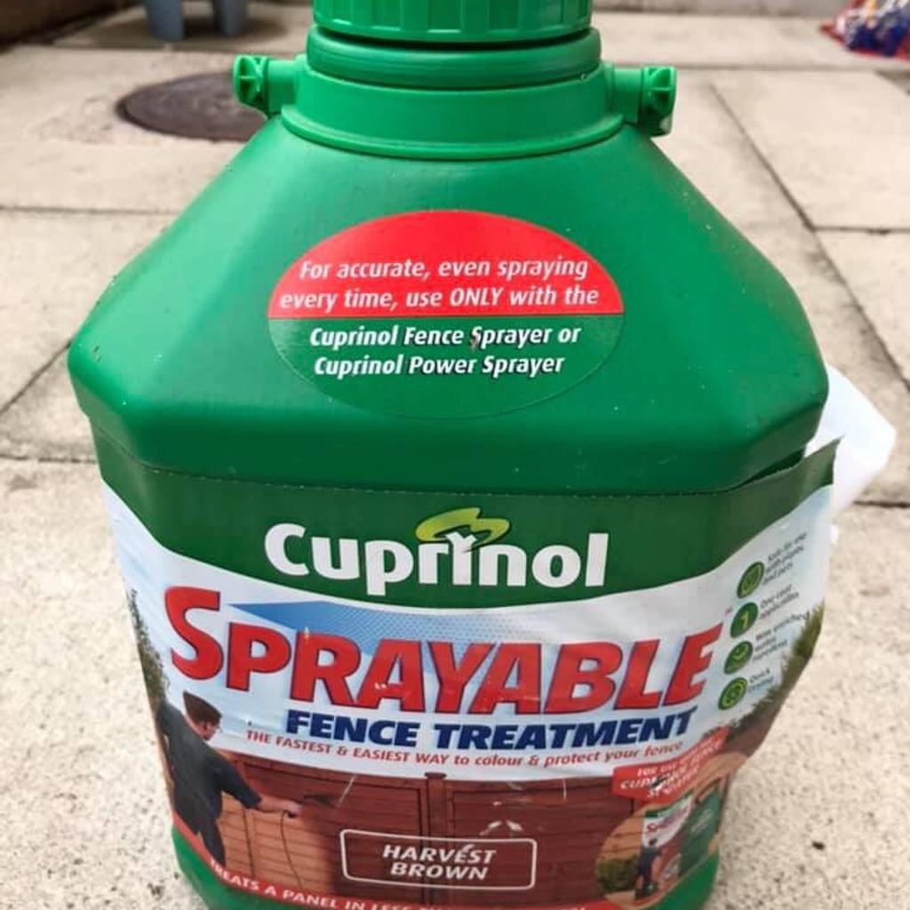 Cuprinol battery powered sprayer and paint in L12 Liverpool for £30.00