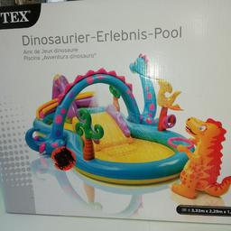 Dinosaurier Erlebnis - Pool Wasserrutsche, Planschbecken und vieles mehr! :)
Ganz neu, wurde nie ausgepackt!

Kein Versand!
Keine Rücknahme!