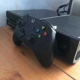 Svart Xbox bra skick 1 kontroll får man med
Priset kan diskuteras vid en snabb affär