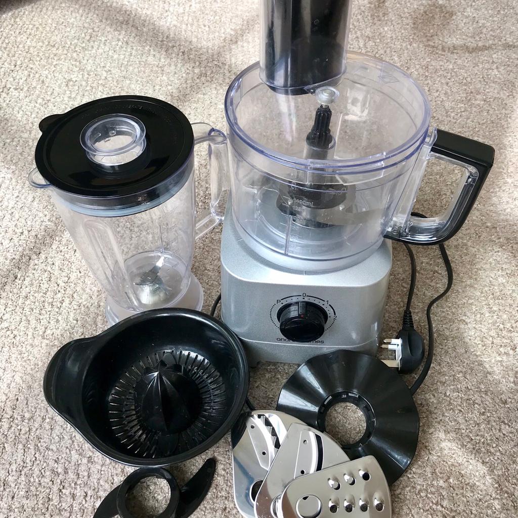 Andrew James Food Processor with Blender in SE23 London for £25.00 for