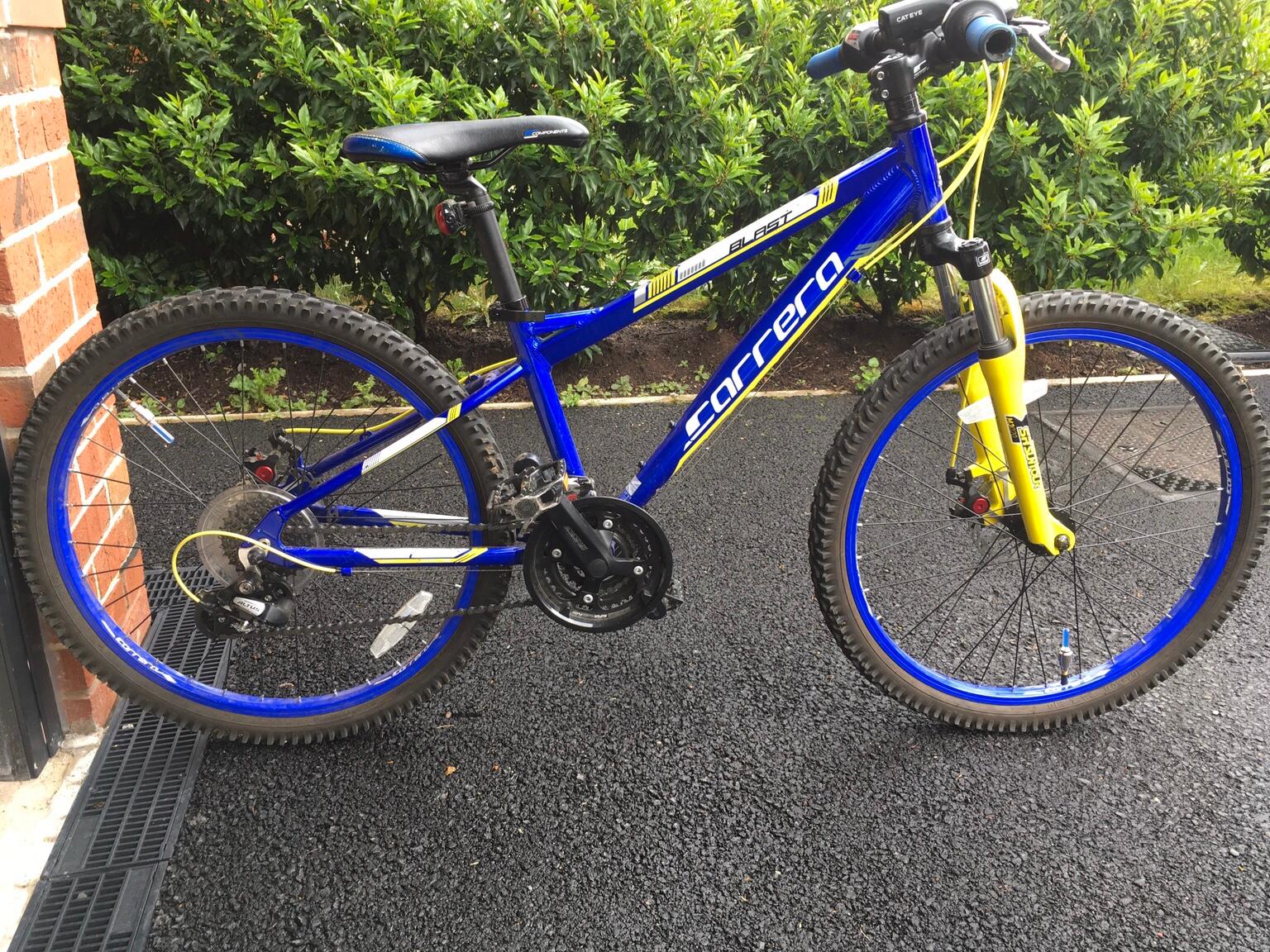 Blue and store yellow carrera blast