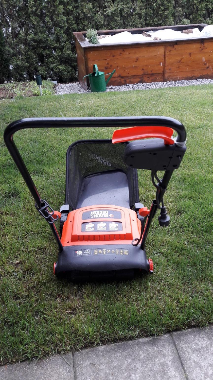 Elektrovertikulierer Black u.Decker in 6424 Silz for €35.00 for sale ...