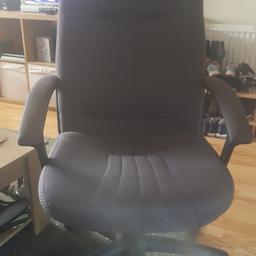 comfortable desk chair. does recline and also lifts up and down. selling because we have brought another one.