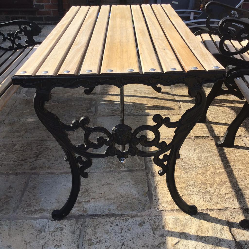 Refurbished cast iron garden furniture set in Manchester for £400.00