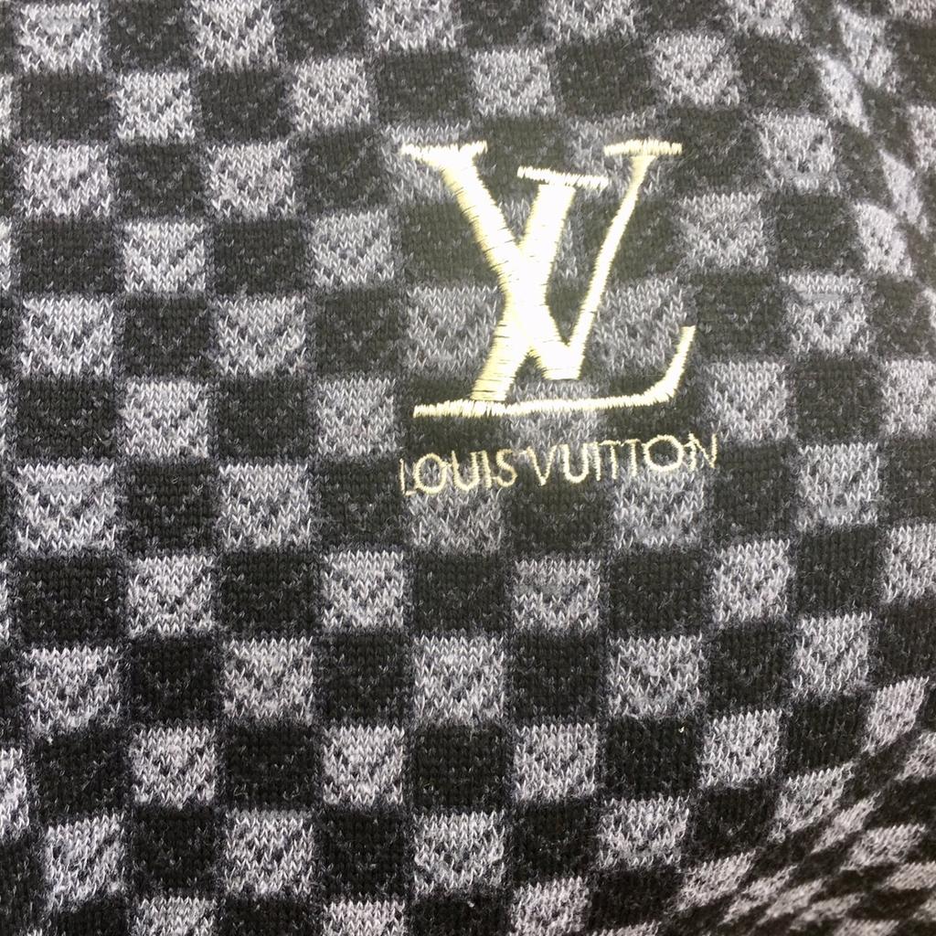Maglione ❤️ Louis Vuitton ❤️ in 00048 Nettuno für € 100,00 zum