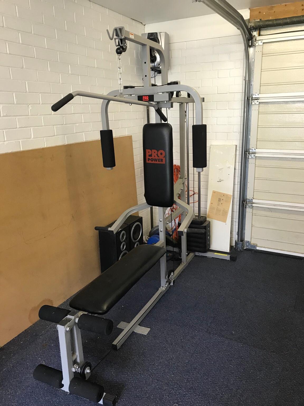 Pro power lay flat home gym in RM7 Dagenham for 55.00 for sale