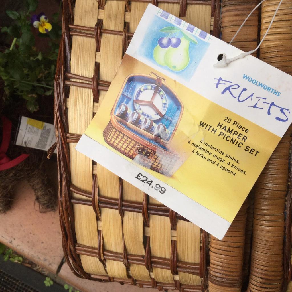 Vintage Woolworths Picnic Basket in Rochdale for £12.00 for sale Shpock