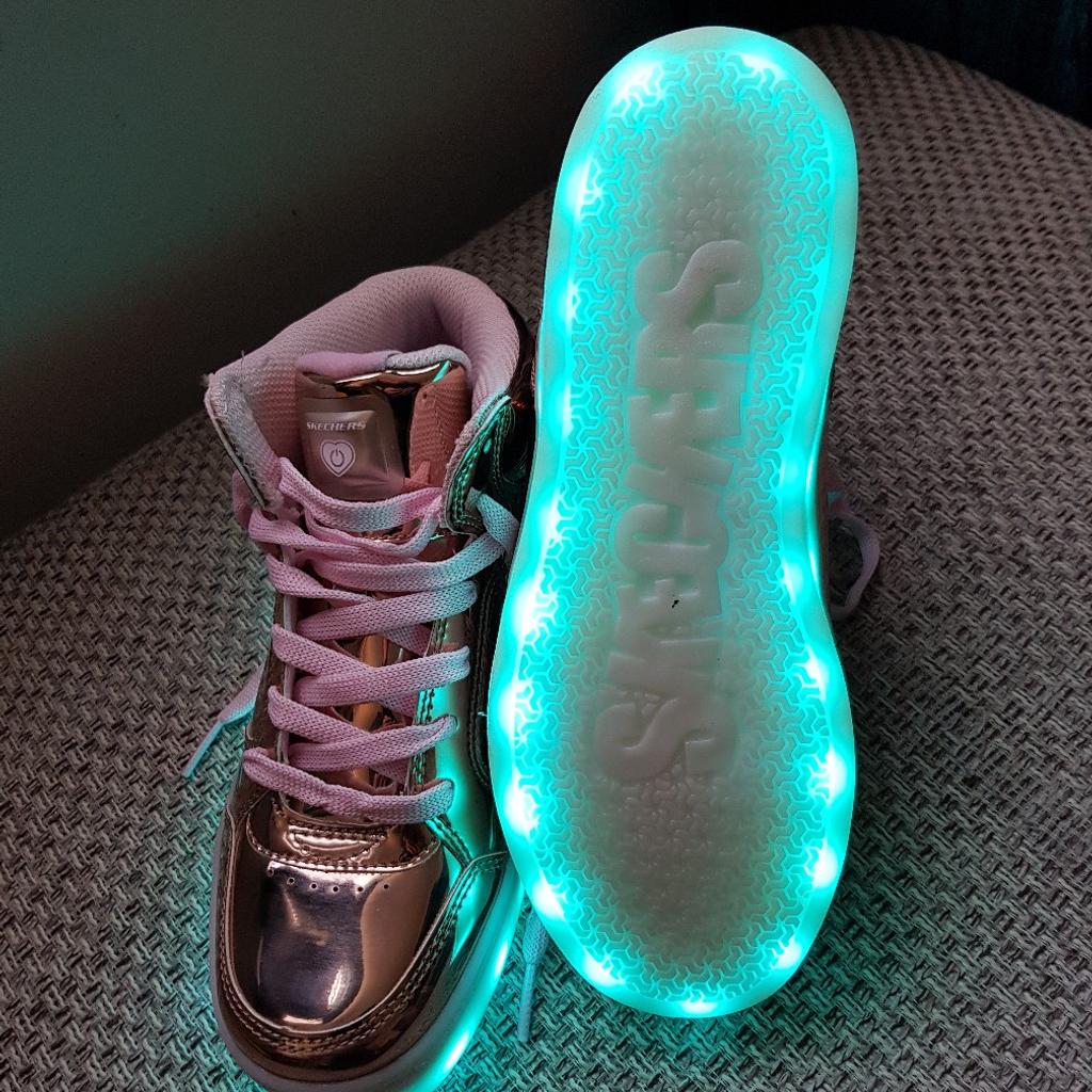 Skechers energy lights outlet battery