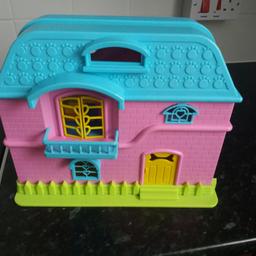Toys house £4 collection in Wolverhampton WV10