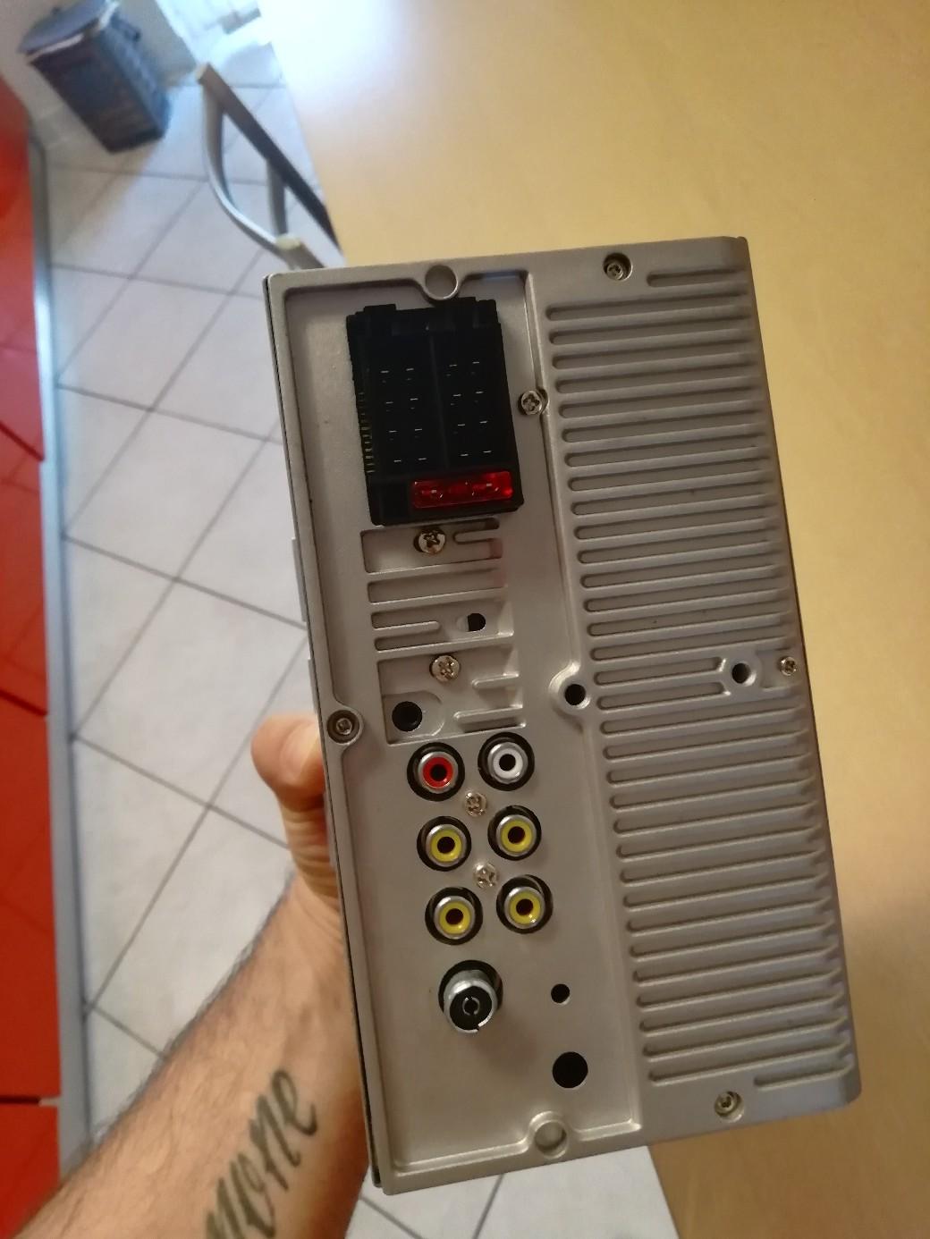 autoradio in 20093 Cologno Monzese für 40,00 € zum Verkauf | Shpock DE