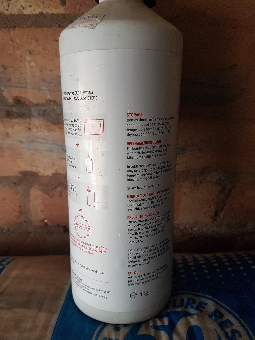 Egger joint and joist adhesive glue in CV10 Bedworth for £3.00 for sale