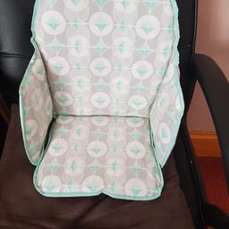 Brilliant for smaller babies so they don't slump to one side! Happy to post if buyer pays postage.