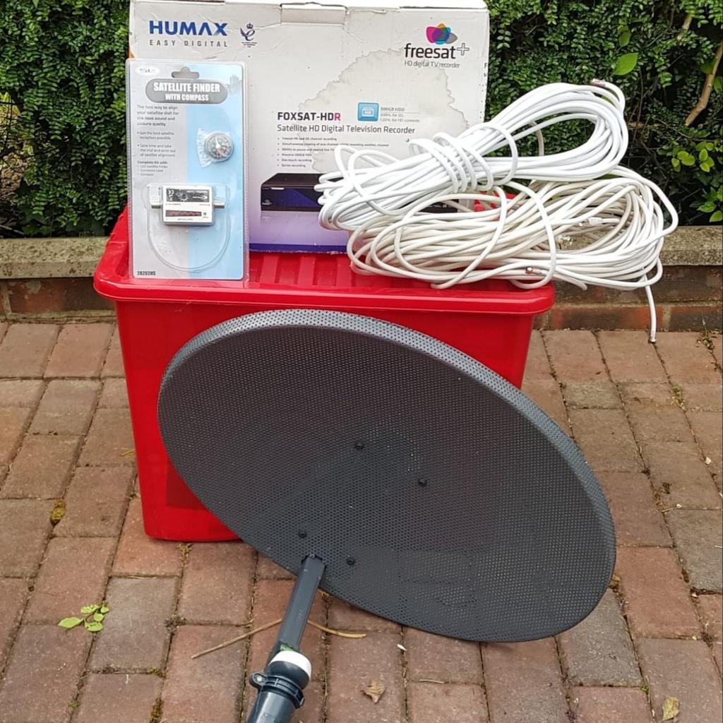 NEVER USED Humax Foxsat HDR Sat TV Recorder in GU32 Hampshire for £95. ...