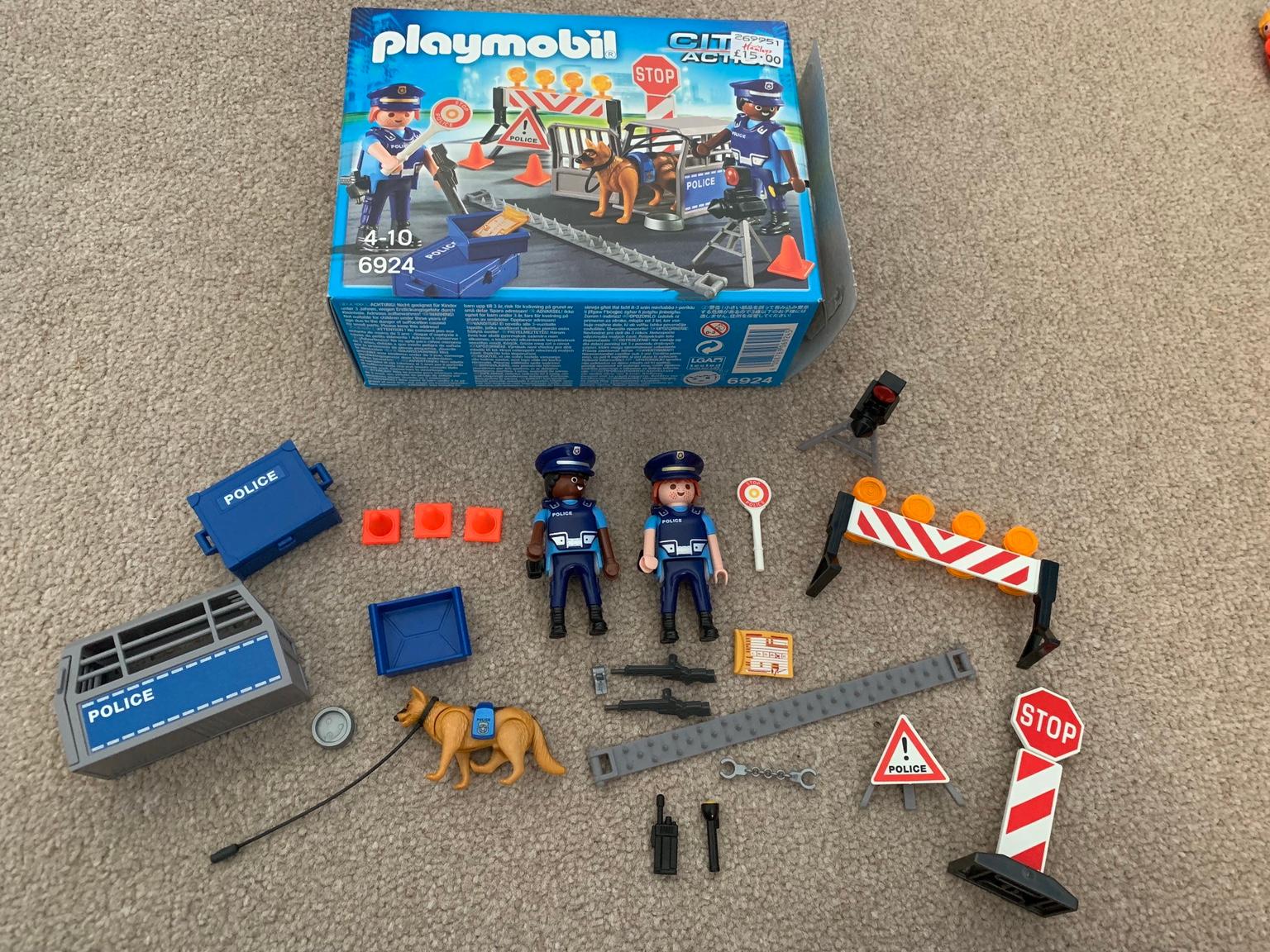 Playmobil City Action Police Roadblock