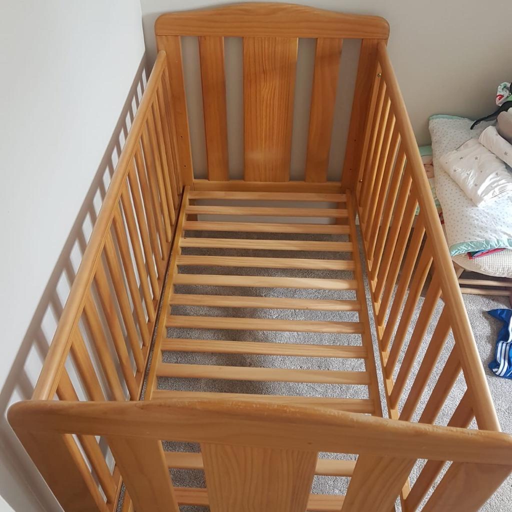 Cot bed in NG9 Broxtowe für 24,00 £ zum Verkauf Shpock DE