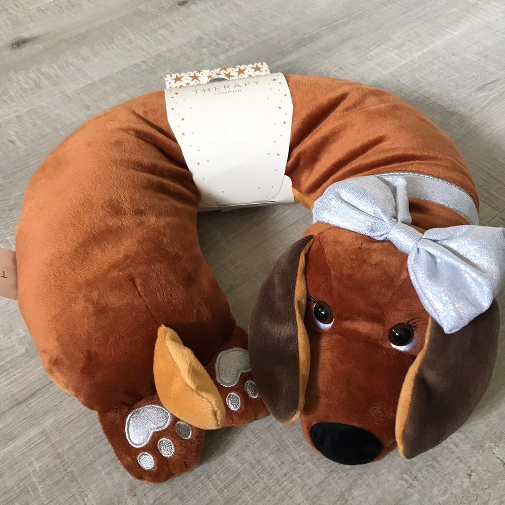 Dachshund best sale travel pillow