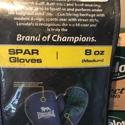 Lonsdale 8oz soar gloves.
Never used
Price still in package at £22.99