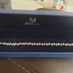 Swarovski bracelet
Bought a couple of years ago and never worn.
Must see, pictures dont do it justice.