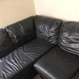 Good condition leather corona sofa. A repairable rip in one of the seats near the stitching. Selling fast collection as soon as possible.