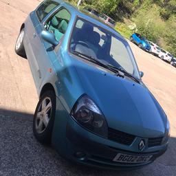 Clio 1.2 ok condition runs fine no issues just needs MOT and the drivers side window needs putting back on rail have logbook has aux and only one key