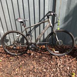 Carrera 2 Crossfire Hybrid Bike. Great condition hardly used as per photos
