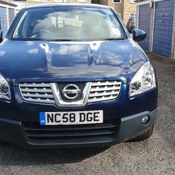 Nissan Qashqai 1.6 acenta
Full Nissan Service History,
2 Lady Owners,
2 sets of keys
Only 61k mileage
Full Nissan Service History
MOT until March 2020
Road Tax until end of May
ULEZ Compliant
Spacious & practical for the family
Electric Windows, power steering, multi function steering wheel, remote central locking, ABS & Alloy Wheels etc

Bad bits
Rear passenger door see pic
Needs a ball joint minor advisory on last mot

Overall its a perfect family car, any inspection welcome

07867909090