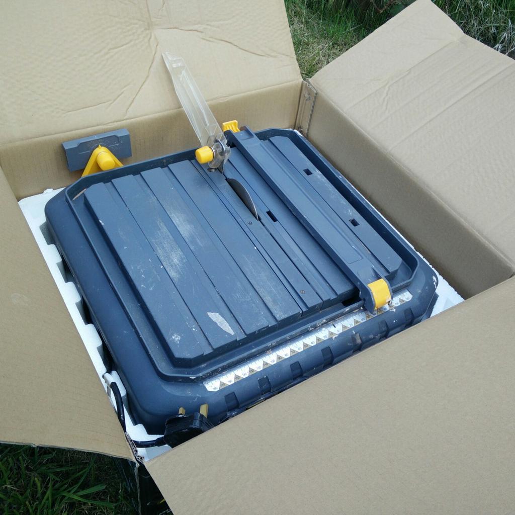 Titan electric tile cutter in B21 Birmingham für 40,00 £ zum Verkauf