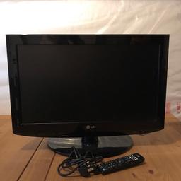 Fully working LG HD ready LCD TV 26 inch with built in Freeview. Two scart ports, usb port and HDMI port. Comes with remote.