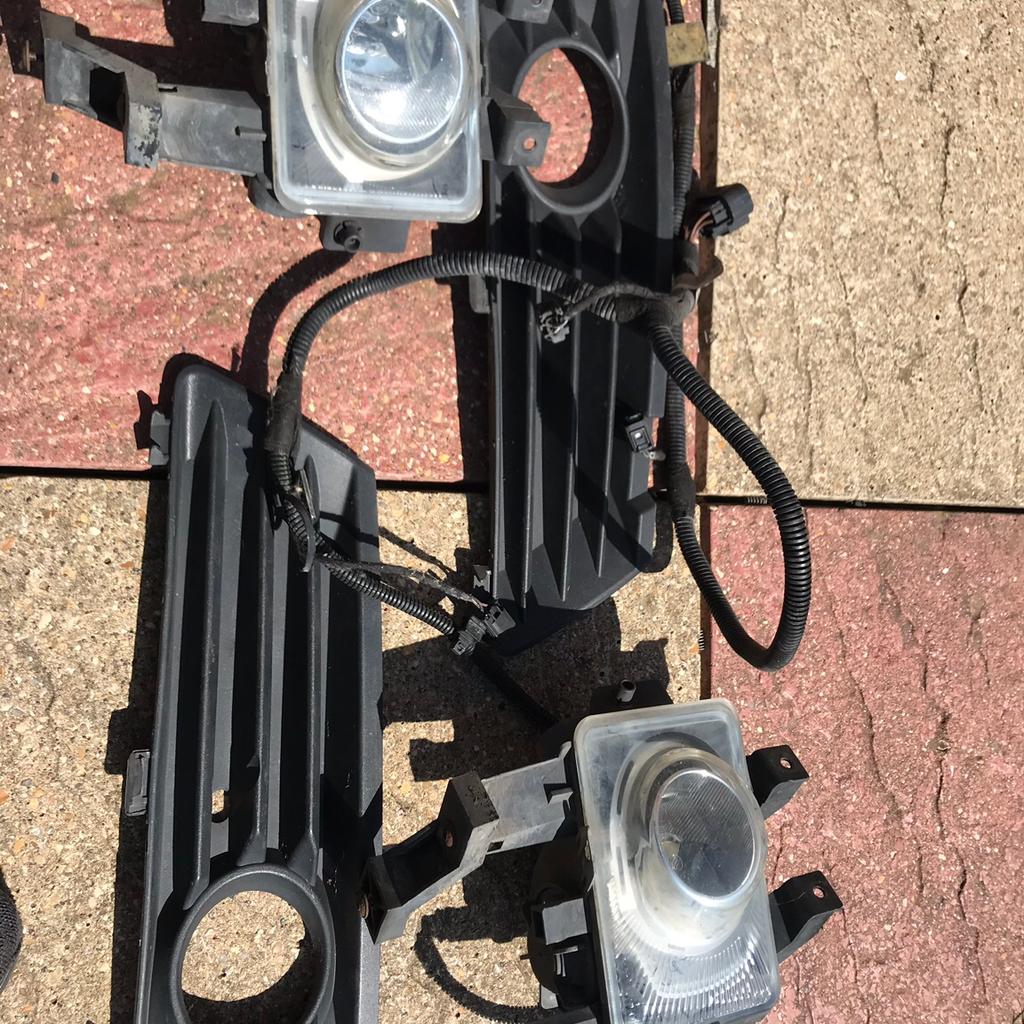 Vauxhall zafira b fog lights and surrounds in B70 Sandwell for £50.00