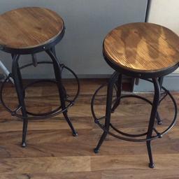 Heavy adjustable stools in excellent condition x2 (Height 72cm and can be adjusted to 87cm)