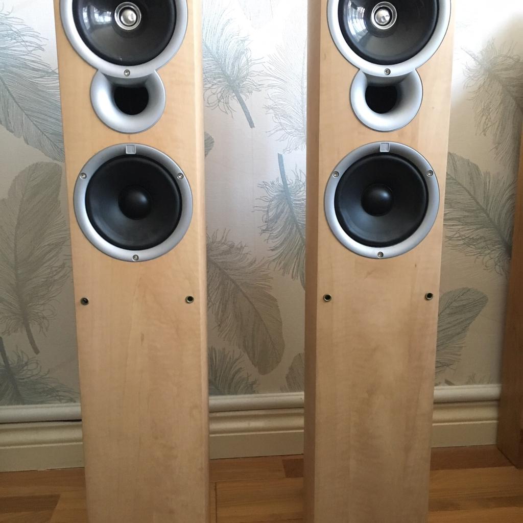 pair-of-kef-q4-speakers-in-b61-bromsgrove-for-120-00-for-sale-shpock