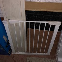 Selling this Chuggl baby stairs safety gate. My little one has grown up now so don’t need it.
