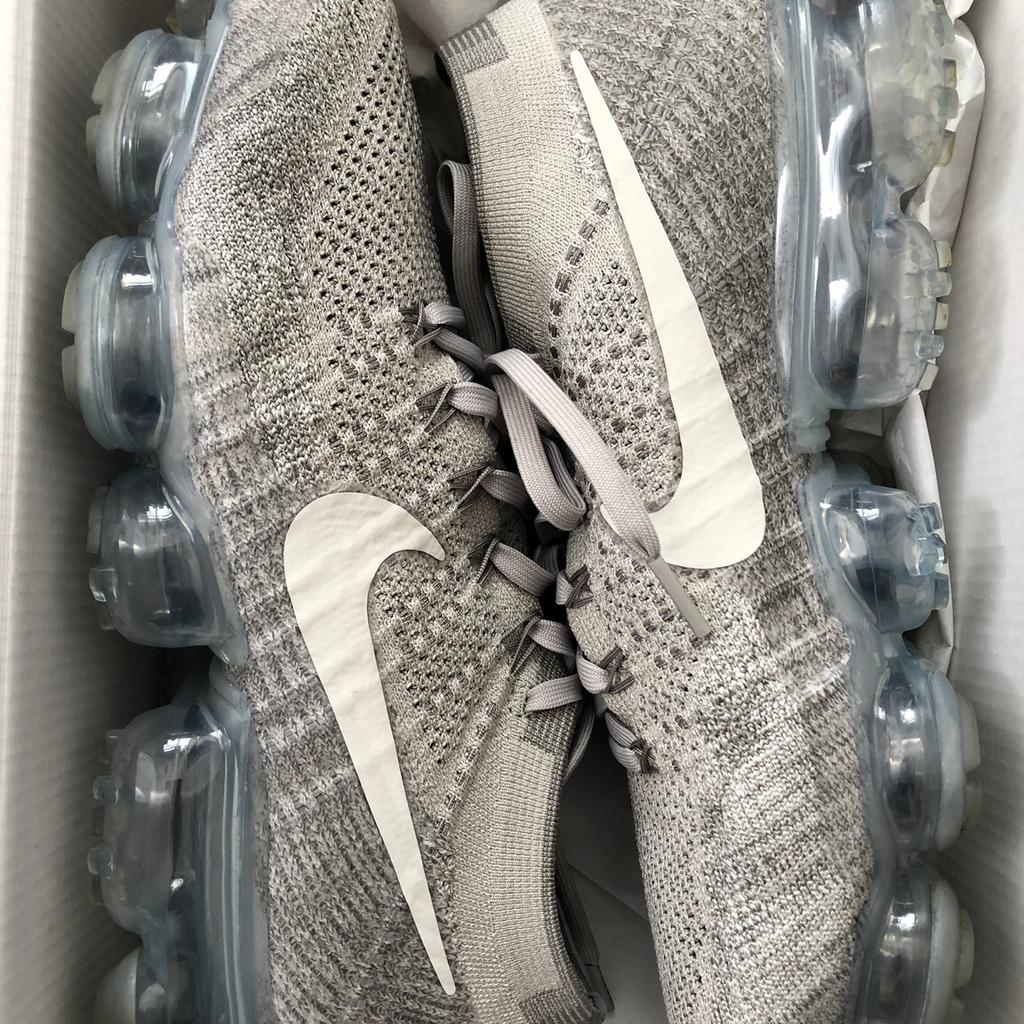 Nike on sale vapormax v1