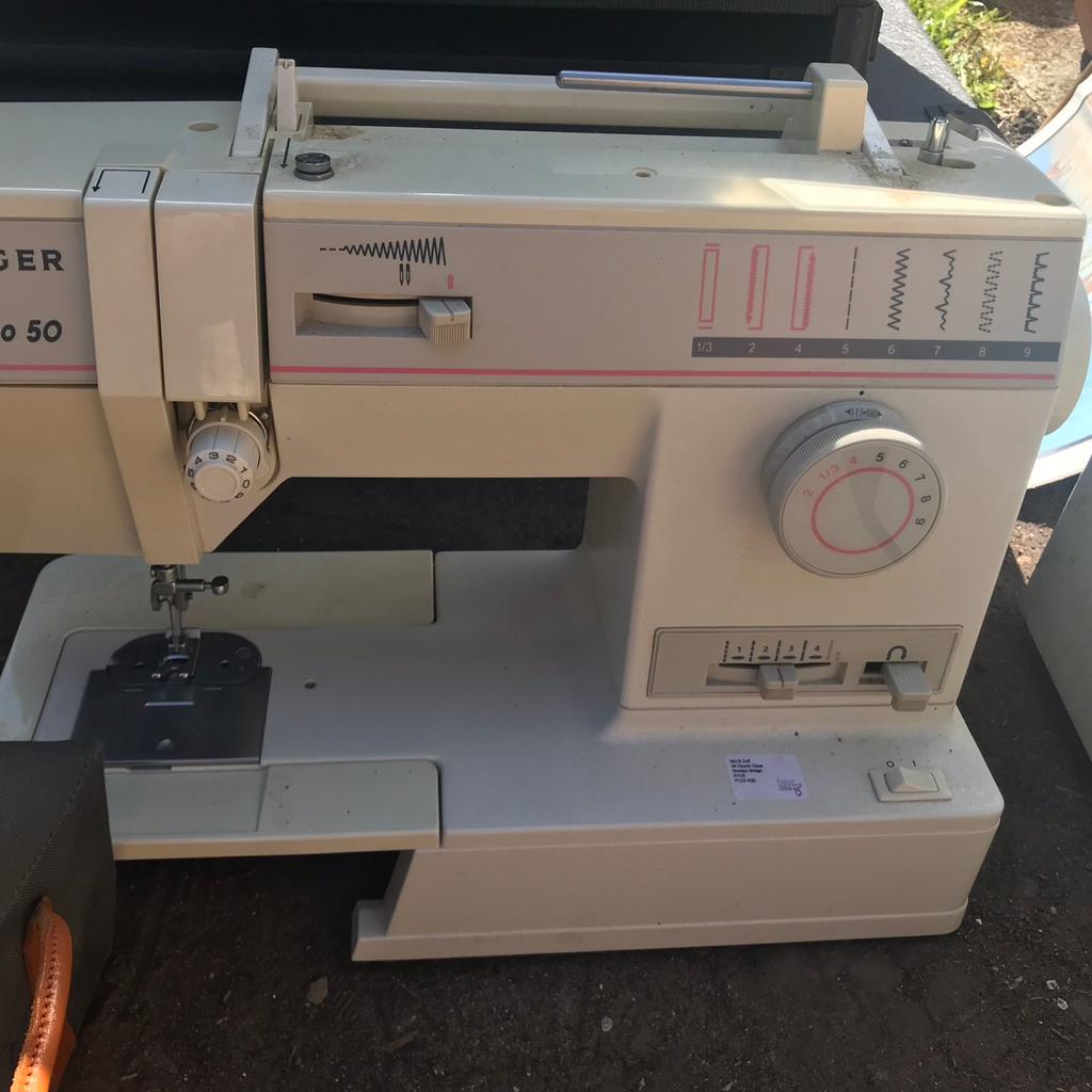 Singer Tempo 50 sewing machine in CR7 Croydon for £50.00 for sale Shpock