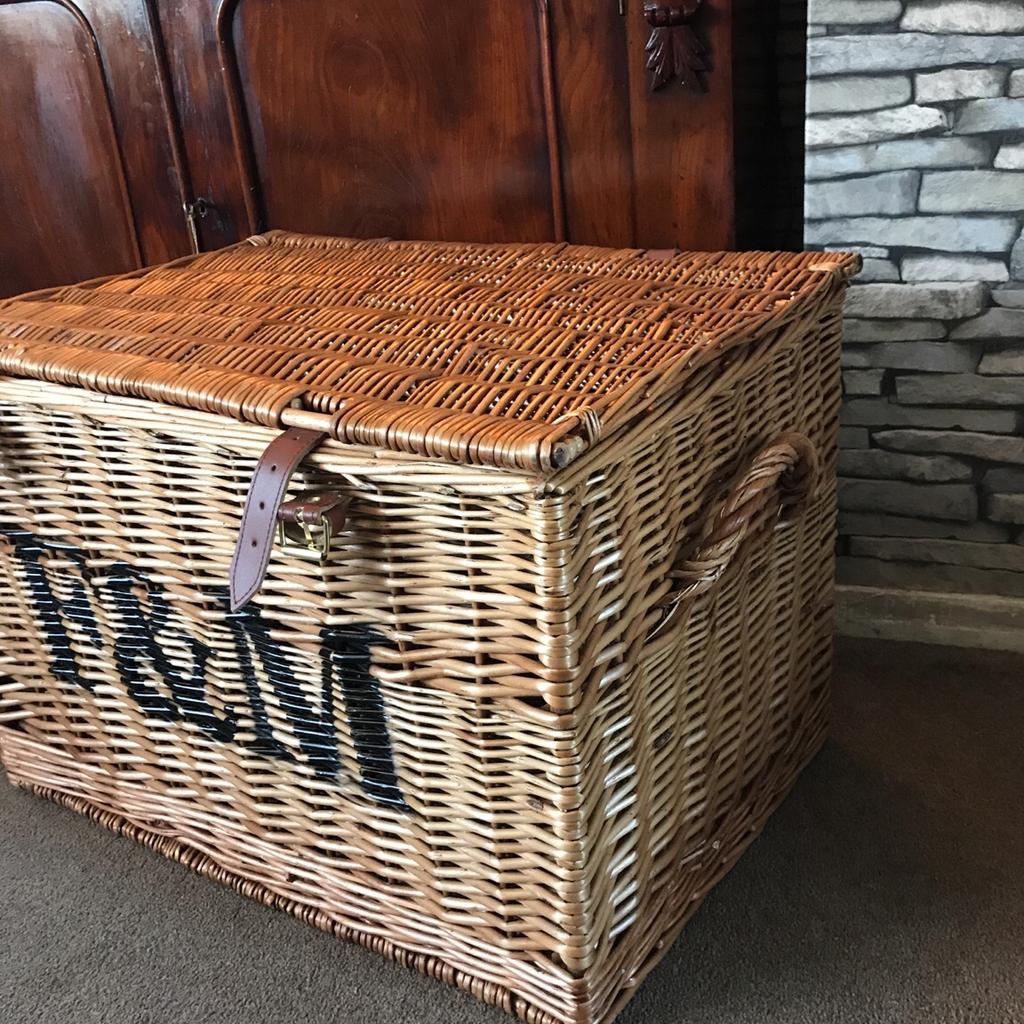 Large fortnum & mason hamper basket in B61 Bromsgrove for £55.00 for