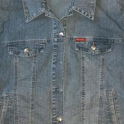 giacca jeans uomo 
taglia 56  (  corrisponde  L )