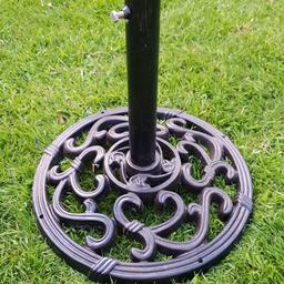 Very heavy cast iron,  just had a fresh coat of paint.
Collection Barwell LE9 area