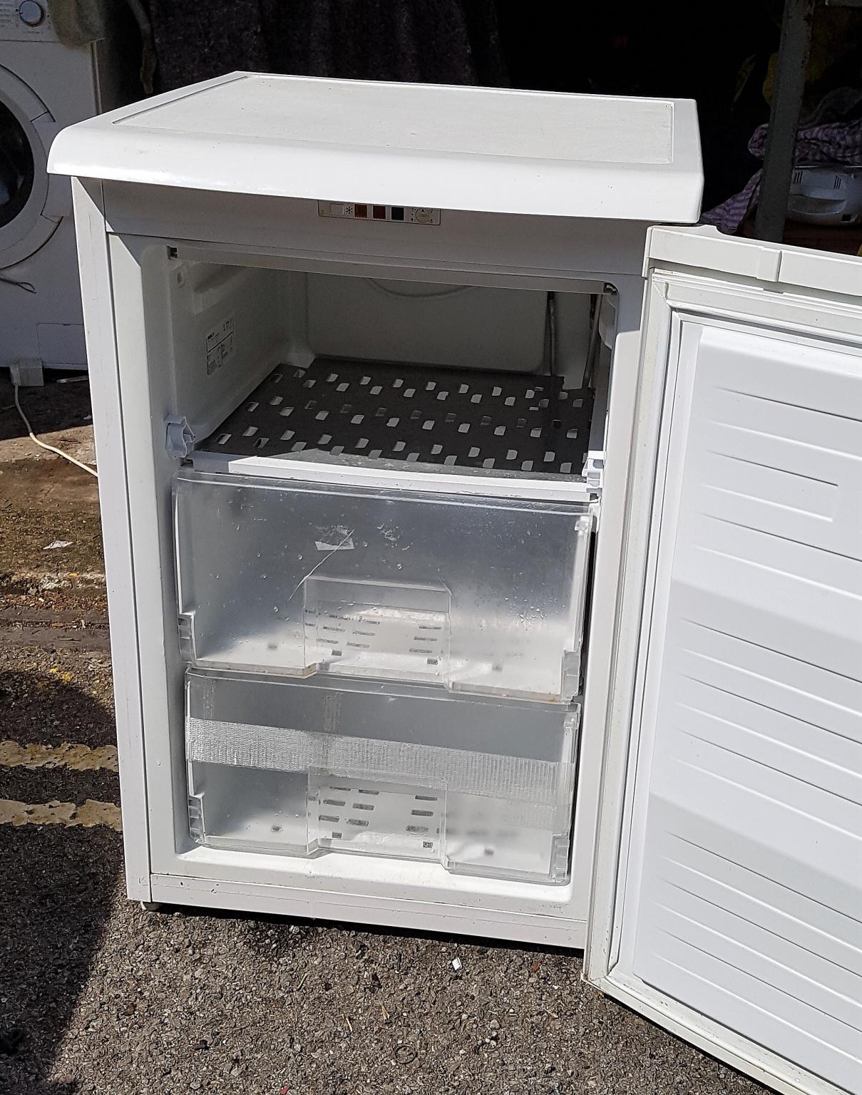 Beko Under Counter Freezer in TW8 London for £39.99 for sale Shpock