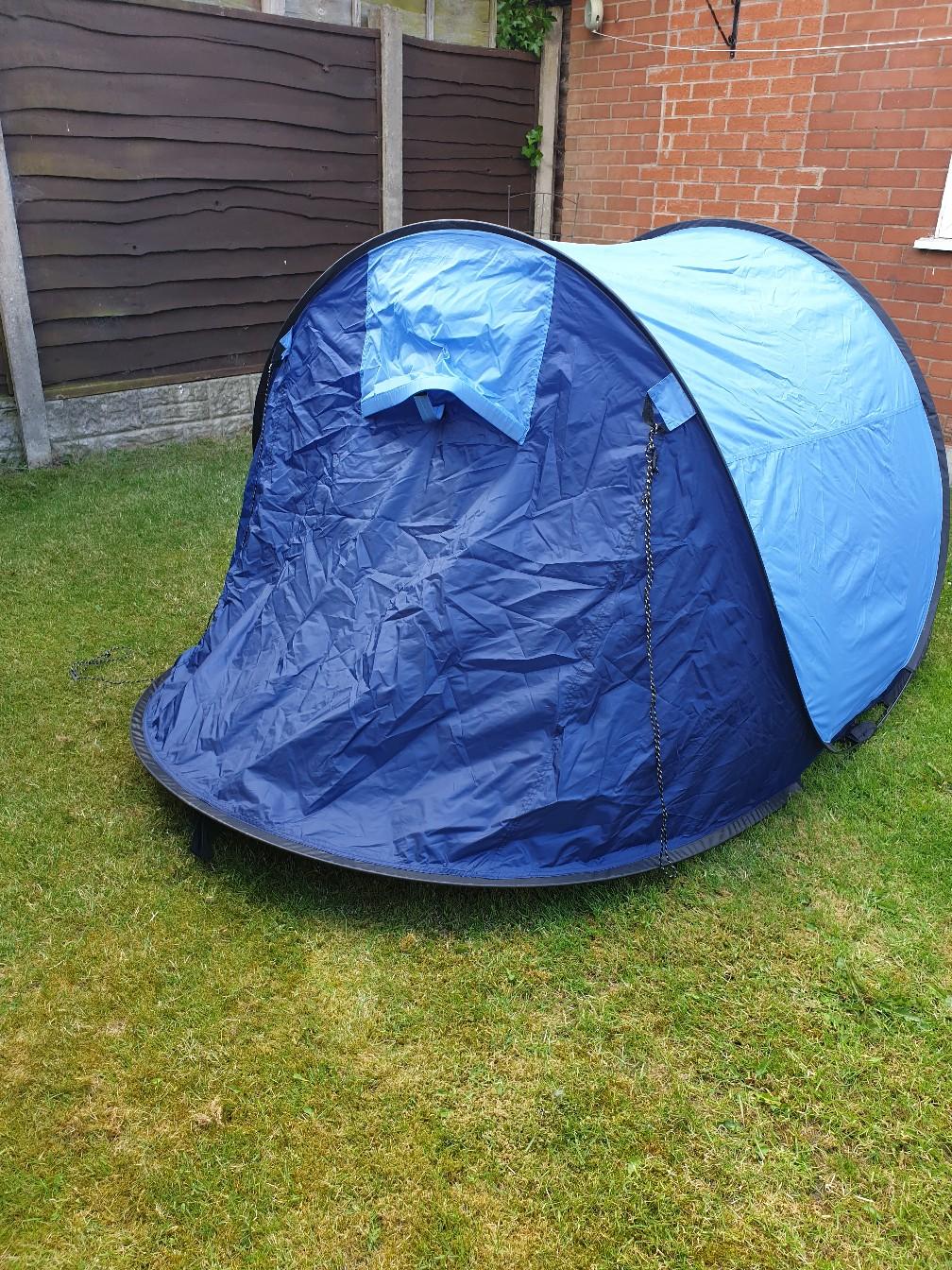 Rocktrail 2 man popup tent in Wigan for £5.00 for sale Shpock