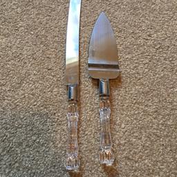 Cake knife and slice
Used once!
Crystal style handles